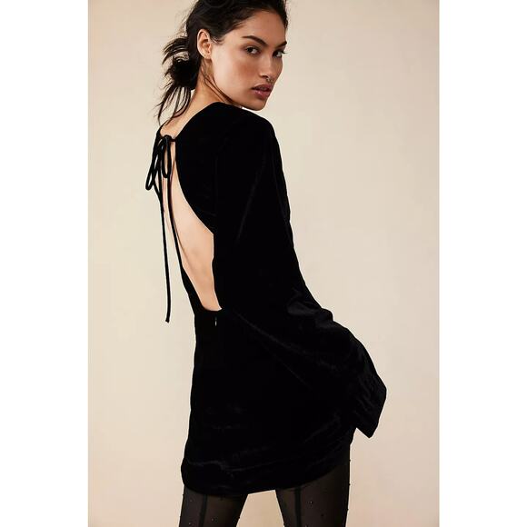 New Free People Chelsey Mini Dress VELVET $128 SMALL Black Open Back Long-Sleeve - Picture 1 of 7